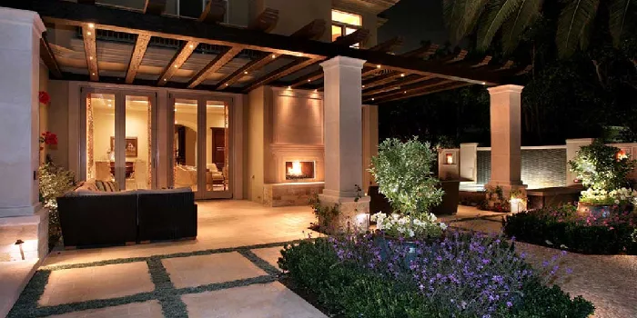 تمای شب محوطه سازی ویلای مدرن